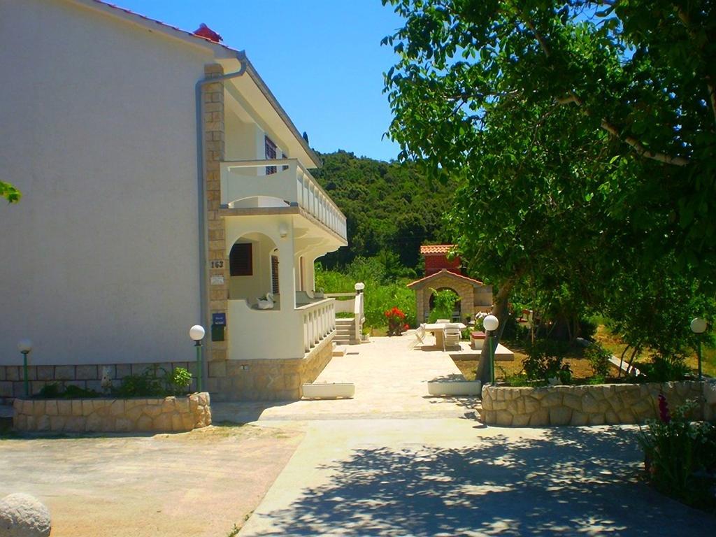 Apartments Vesna Kampor Εξωτερικό φωτογραφία